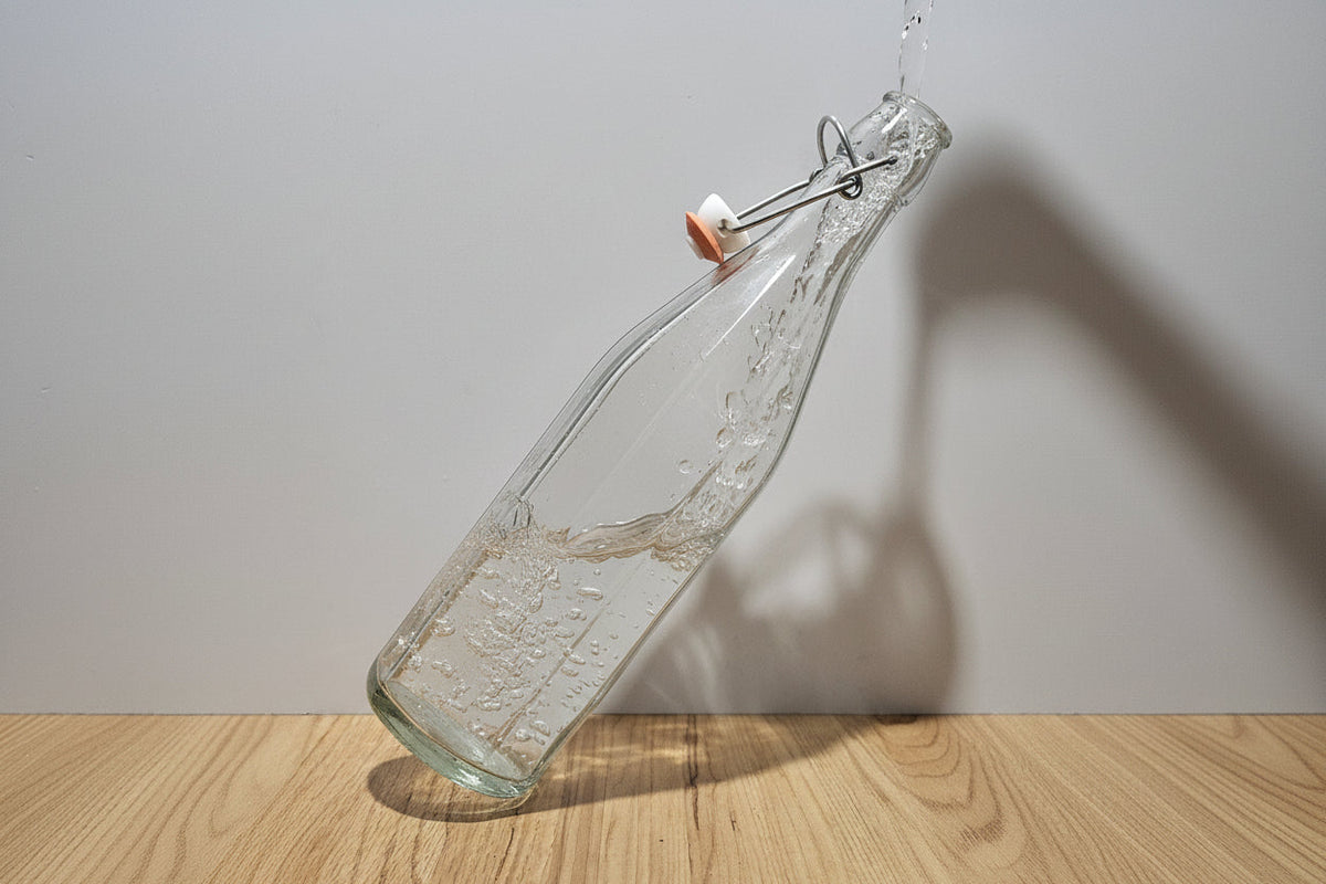 1 Liter (34 oz) Clear Giara Glass water Bottle with Swing Top